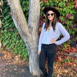 Meet your Posher, Ashley